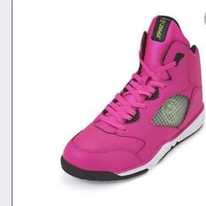 Size 8 Zumba Shoes barely worn...